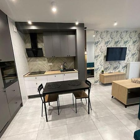 Forum Wola Fine Apartment Варшава Екстер'єр фото