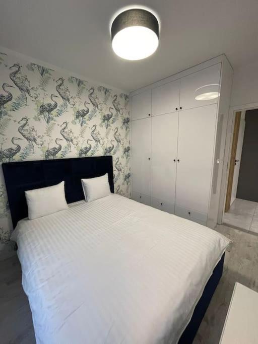 Forum Wola Fine Apartment Варшава Екстер'єр фото