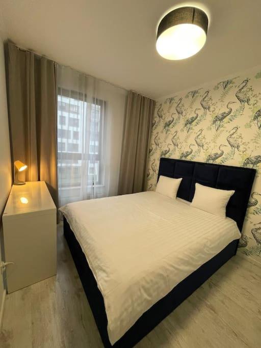 Forum Wola Fine Apartment Варшава Екстер'єр фото
